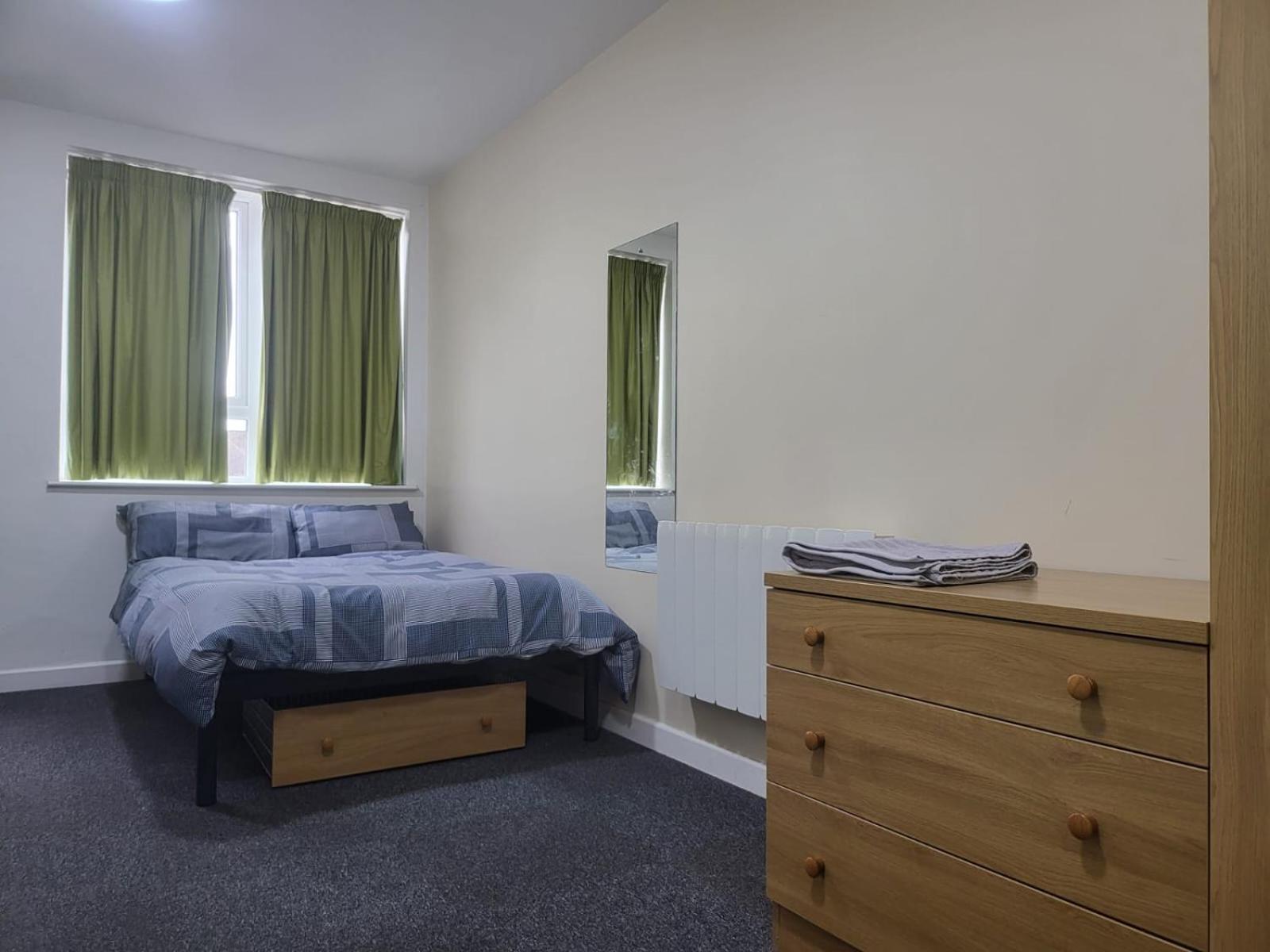 Comfort Meets Convenience Apartment *